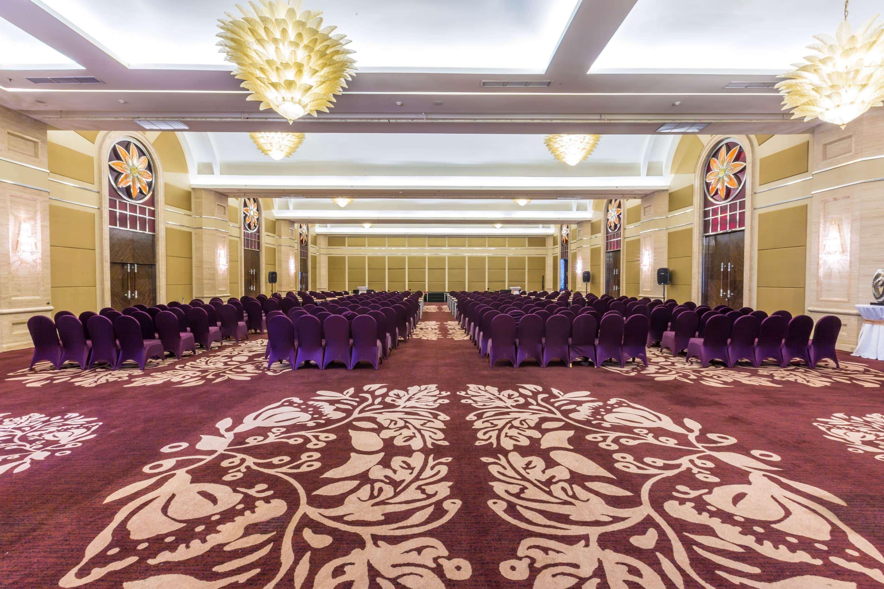 Hotel Wyndham Surabaya Exterior foto