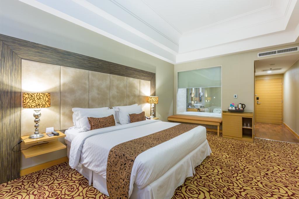 Hotel Wyndham Surabaya Exterior foto